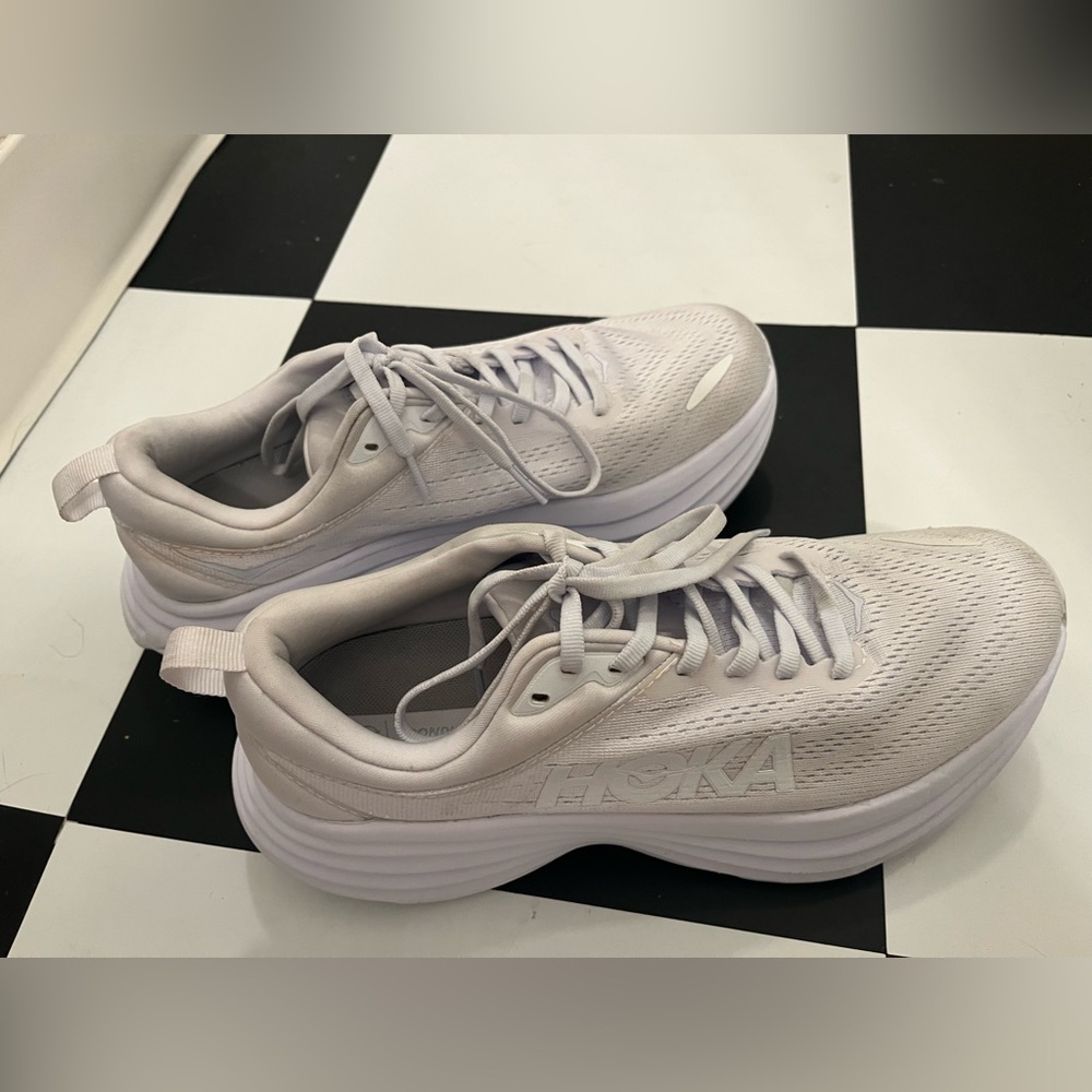 Hoka "bondai 8" size 8 1/2